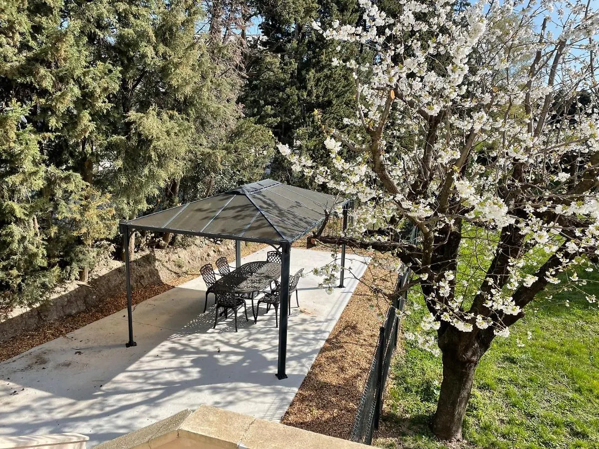 Domaine De La Chocolaterie Hotel Donzere Guest house