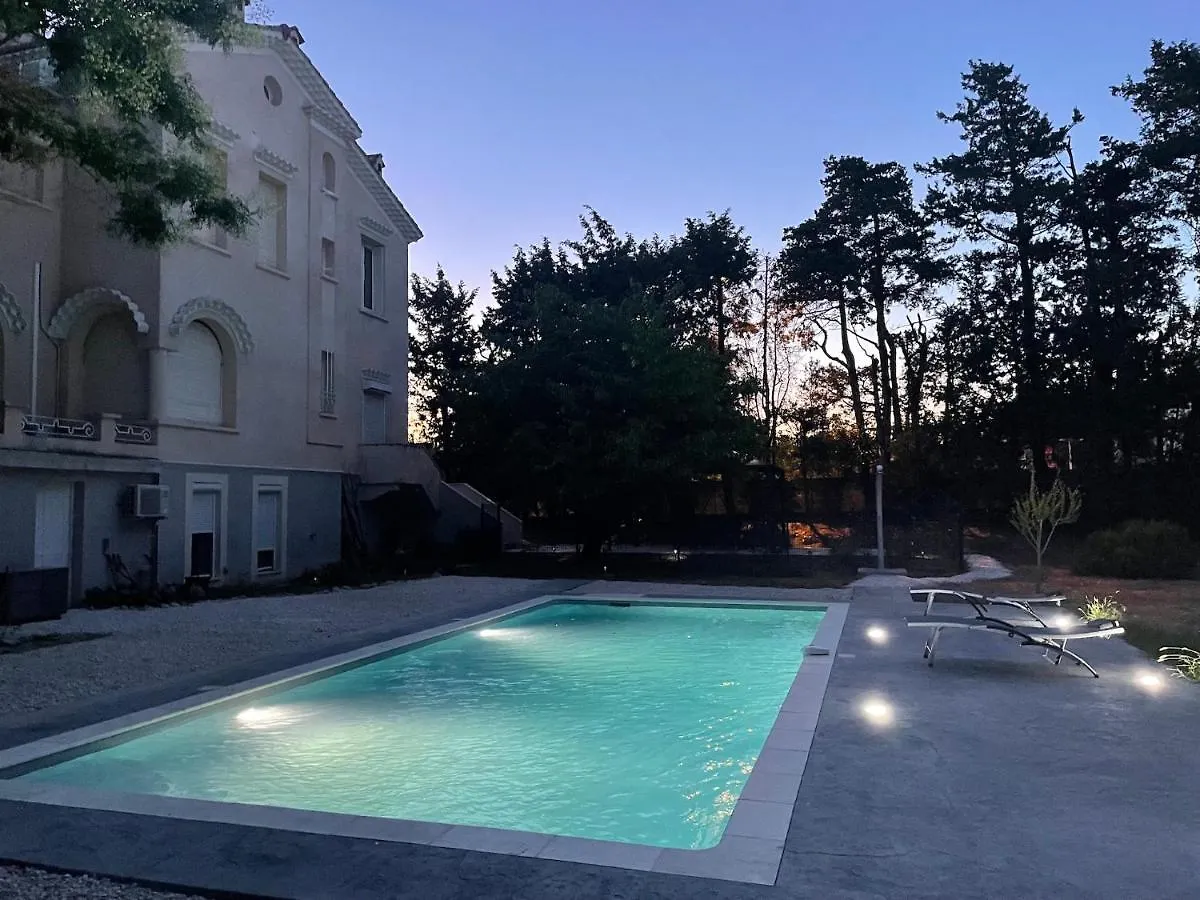 Domaine De La Chocolaterie Hotel Donzere 0*,  France